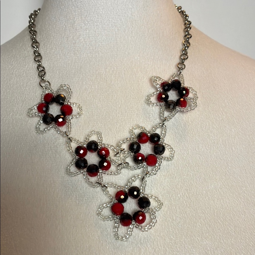 Stunning Silver and Red Glass & Seedbead Floral Design Statement Necklace